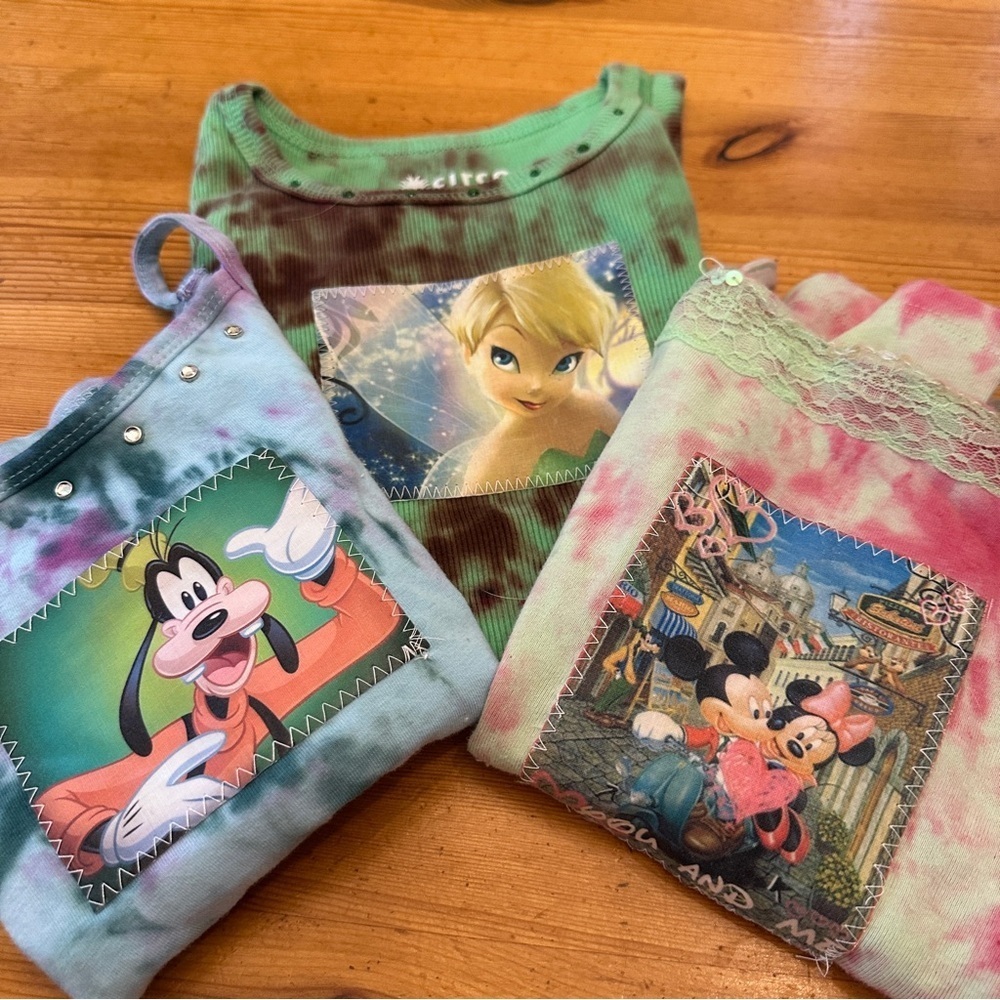 DISNEY BUNDLE Minnie Mickey Mouse Goofy Tinker Bell Tank Tops Girls M tie dye